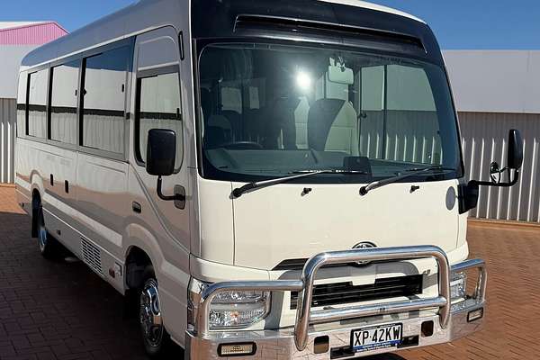 2025 Toyota Coaster GDB70R