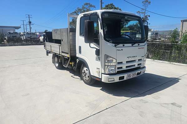 2013 Isuzu N Series NLR 200 4x2 MWB