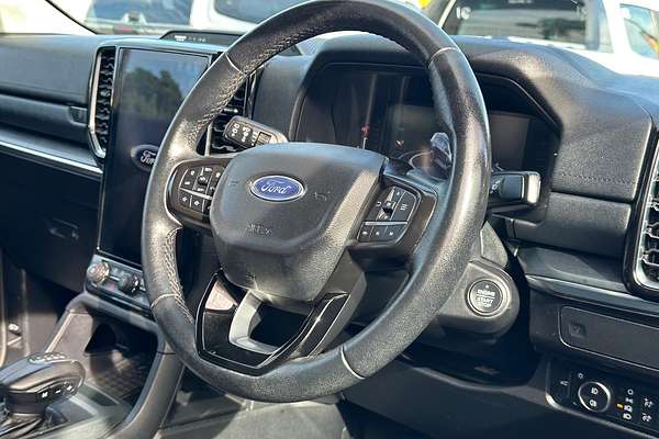 2023 Ford Everest Sport 3.0L thumb-2