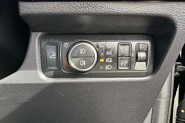 2023 Ford Everest Sport 3.0L thumb-6