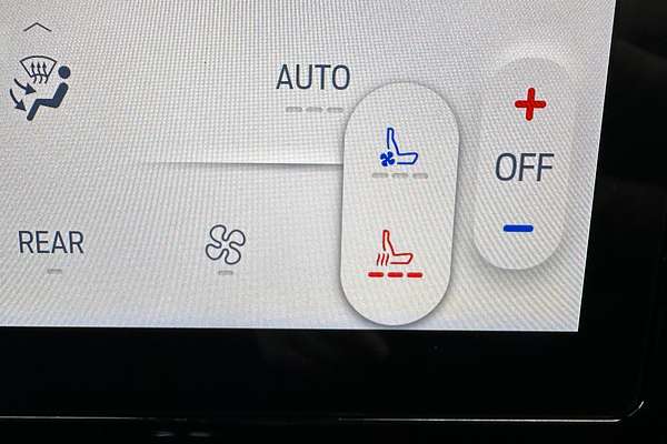 2023 Ford Everest Sport 3.0L thumb-18