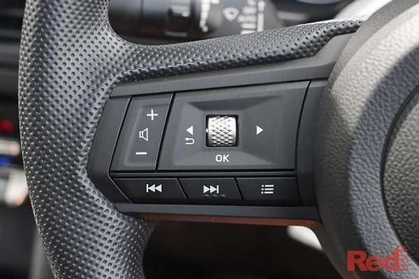 2026 Mitsubishi Triton GLX+ MV 4X4 thumb-10