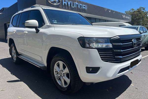 2024 Toyota Landcruiser GXL FJA300R