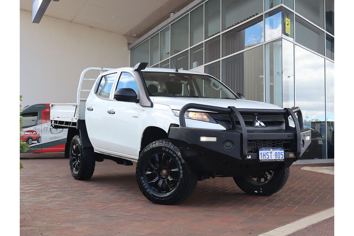 2022 Mitsubishi Triton GLX MR 4X4