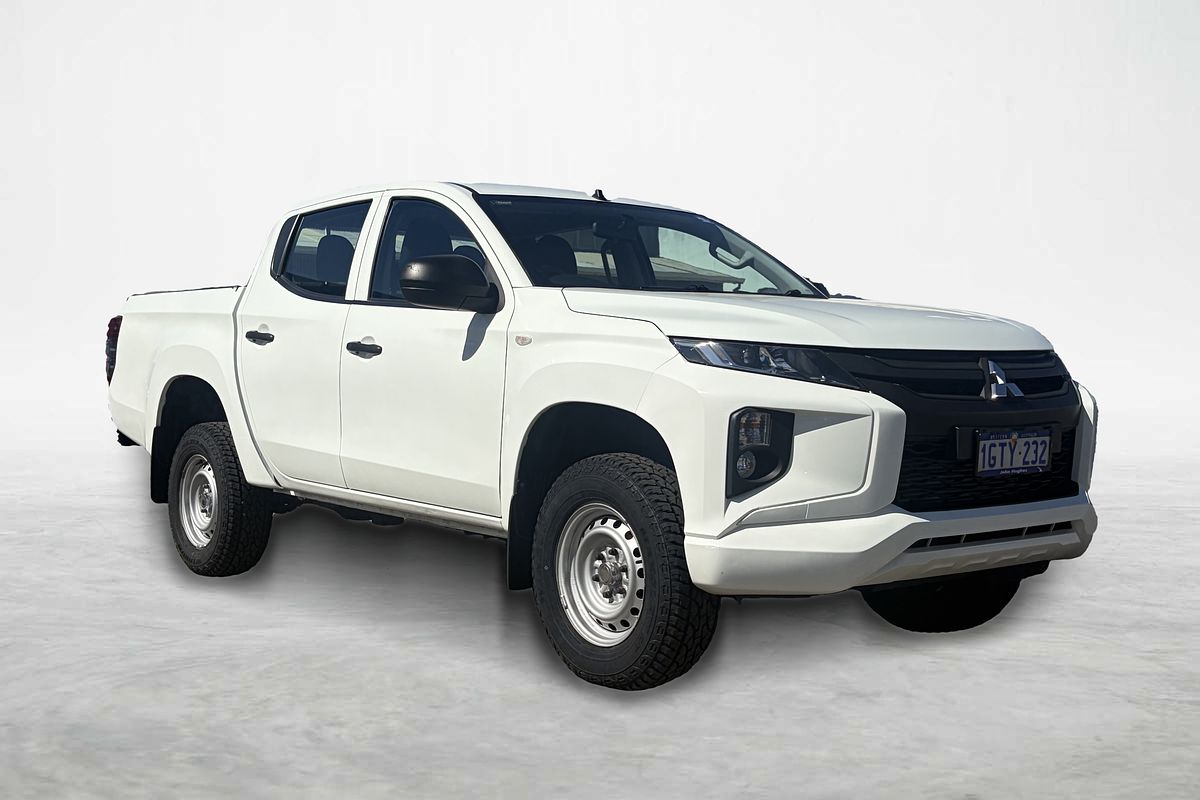 2019 Mitsubishi Triton GLX MR 4X4
