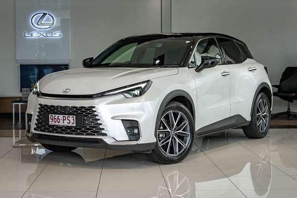 2023 Lexus LBX Luxury MAYH10R