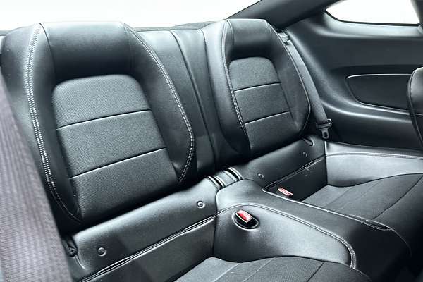 2017 Ford Mustang GT FM thumb-11