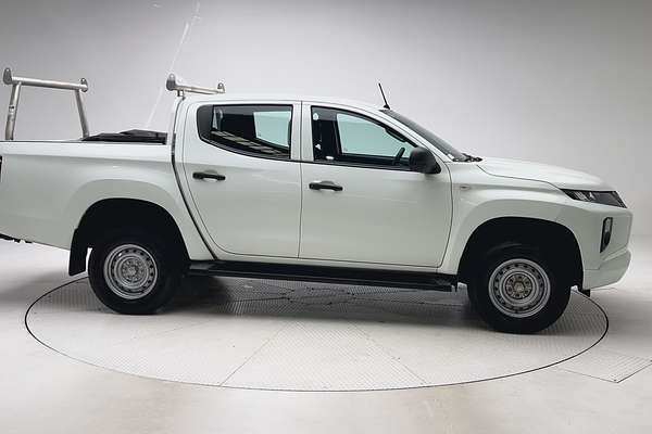 2023 Mitsubishi Triton GLX MR Rear Wheel Drive thumb-8