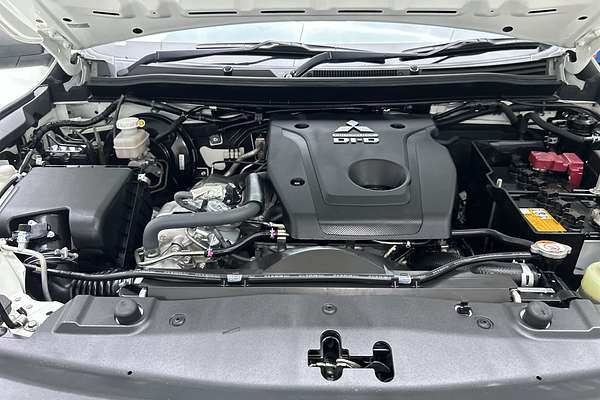 2023 Mitsubishi Triton GLX MR Rear Wheel Drive thumb-9