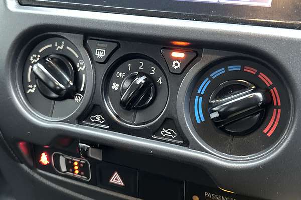 2023 Mitsubishi Triton GLX MR Rear Wheel Drive thumb-15