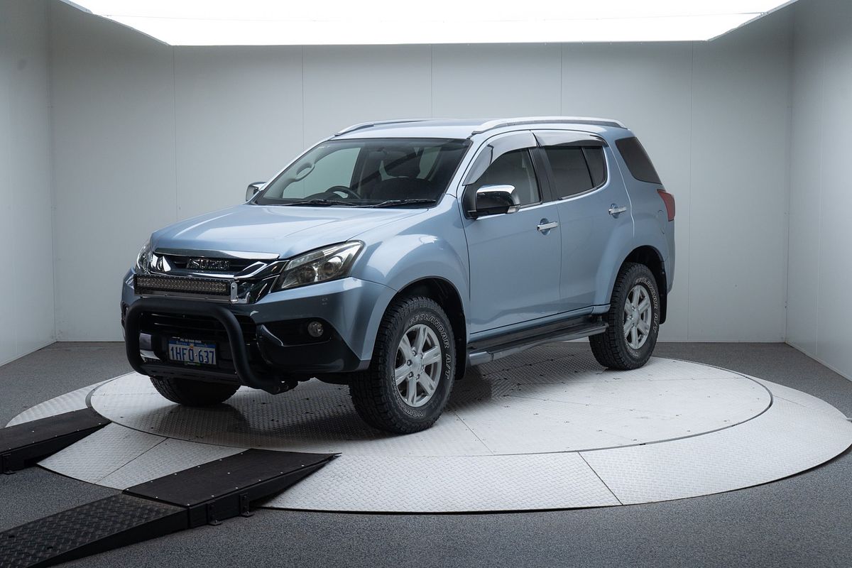 2015 Isuzu MU-X LS-T
