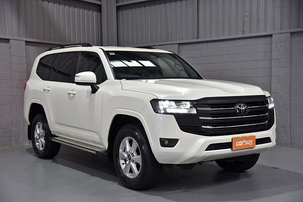 2025 Toyota Landcruiser GXL FJA300R