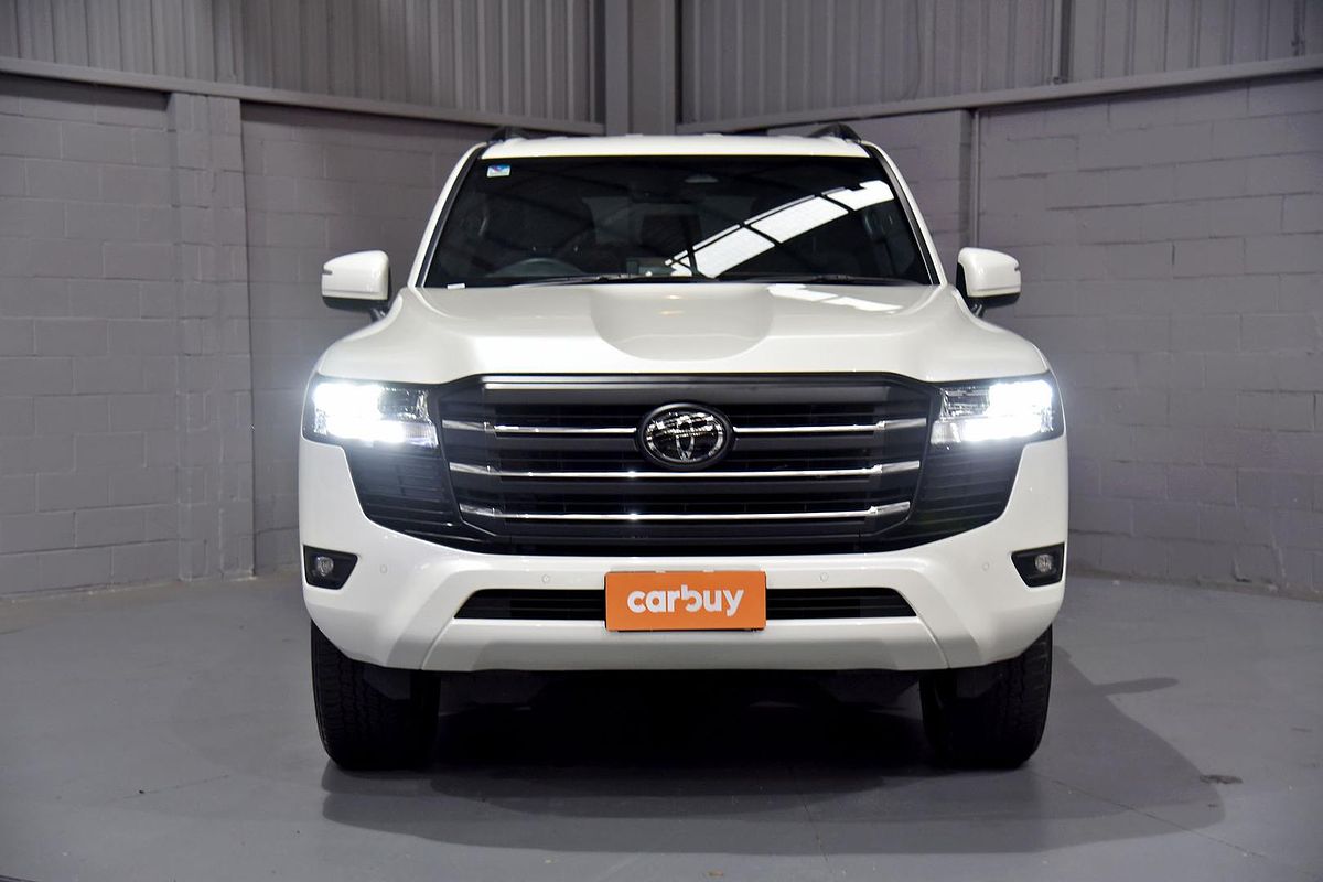 2025 Toyota Landcruiser GXL FJA300R