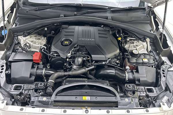 2016 Jaguar F-PACE 30d Prestige X761 thumb-10