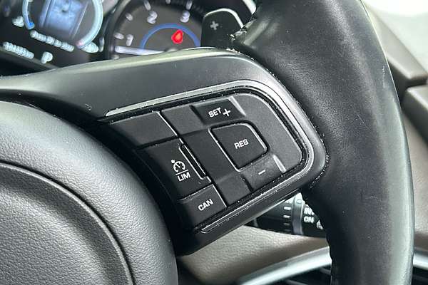 2016 Jaguar F-PACE 30d Prestige X761 thumb-17