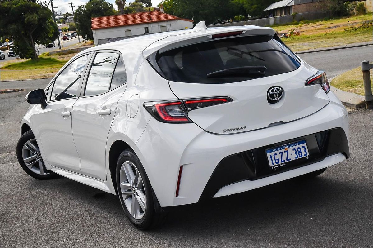 2018 Toyota Corolla Ascent Sport MZEA12R