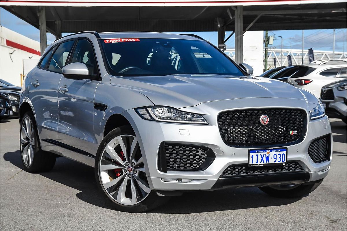 2017 Jaguar F-PACE 30d S X761
