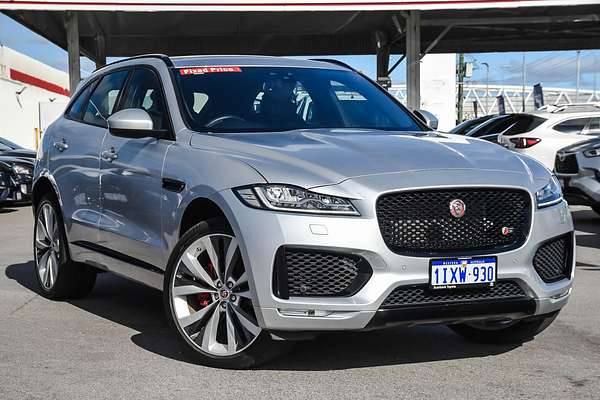 2017 Jaguar F-PACE 30d S X761