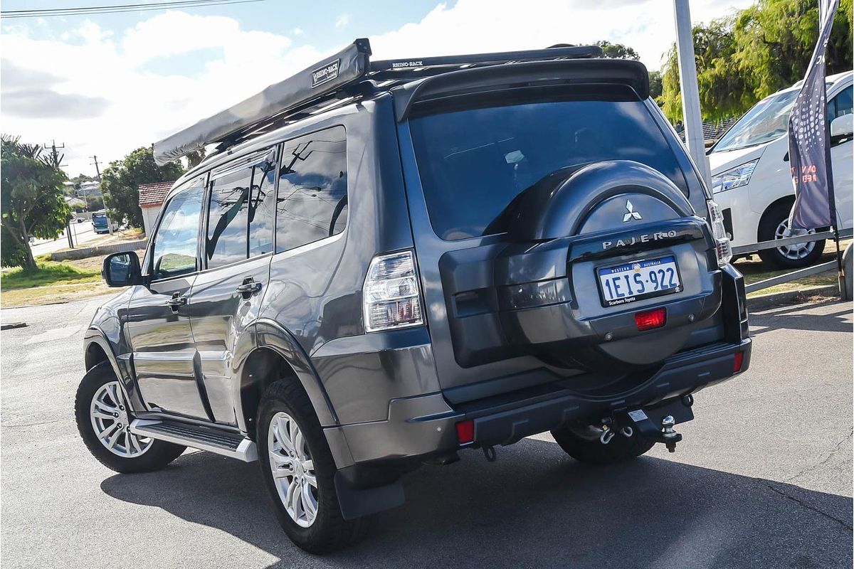 2013 Mitsubishi Pajero VR-X NW