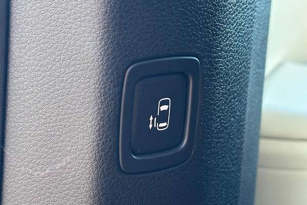 2023 Kia Carnival Special Edition KA4 thumb-8