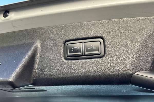 2023 Kia Carnival Special Edition KA4 thumb-14