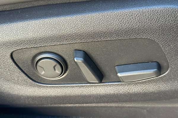 2023 Kia Carnival Special Edition KA4 thumb-27