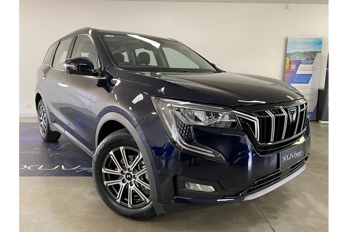 2026 Mahindra XUV700 AX7L