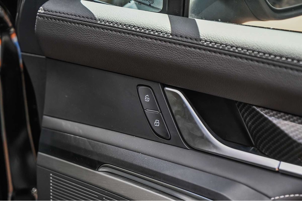 2025 LDV D90 Executive SV9A