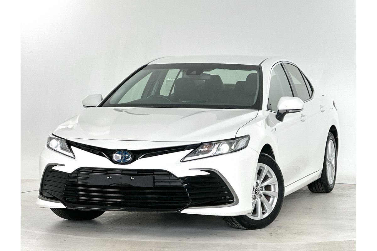 2024 Toyota Camry Ascent AXVH70R