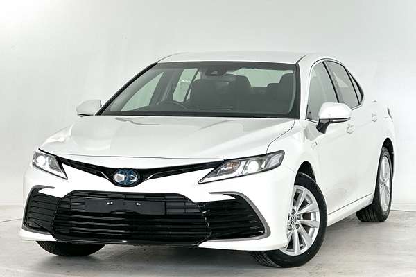 2024 Toyota Camry Ascent AXVH70R