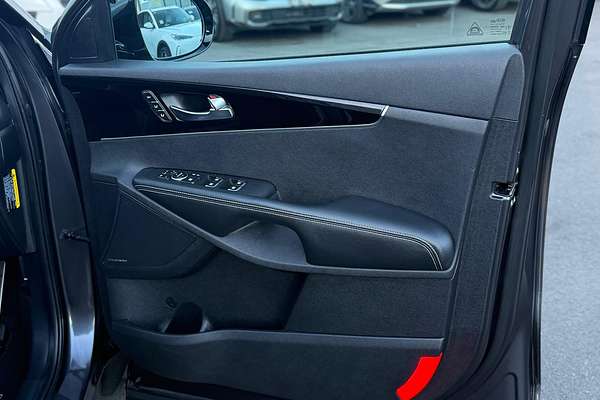 2019 Kia Sorento GT-Line UM thumb-8
