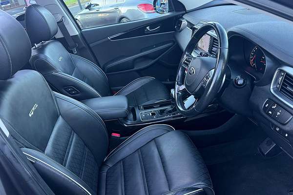 2019 Kia Sorento GT-Line UM thumb-12