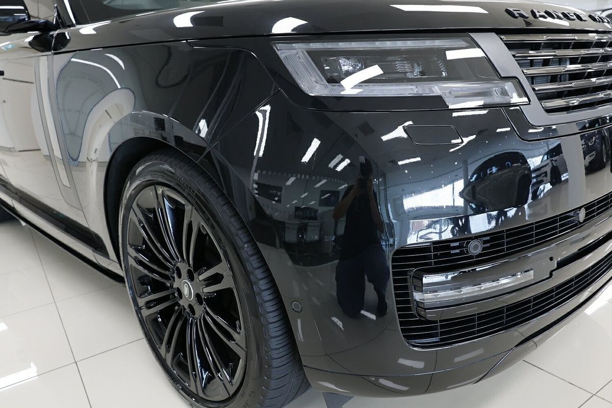 2024 Land Rover Range Rover P530 Autobiography L460 LWB