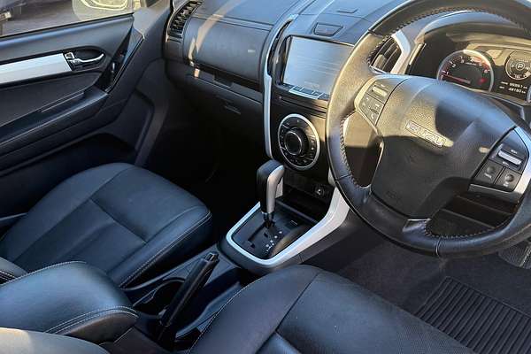 2018 Isuzu D-MAX LS-T High Ride Rear Wheel Drive thumb-8