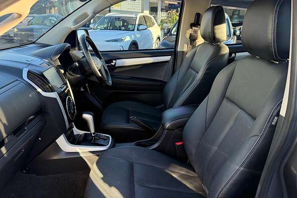 2018 Isuzu D-MAX LS-T High Ride Rear Wheel Drive thumb-19