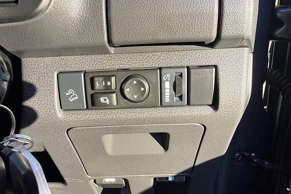 2018 Isuzu D-MAX LS-T High Ride Rear Wheel Drive thumb-29