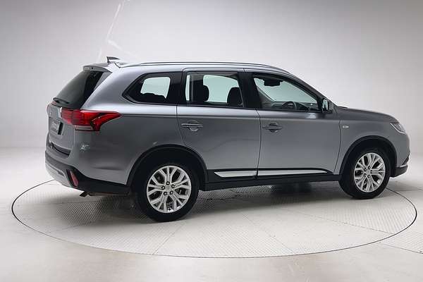 2019 Mitsubishi Outlander ES ZL thumb-2