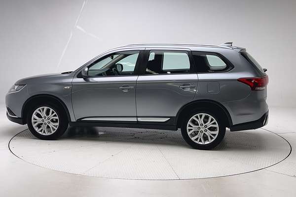 2019 Mitsubishi Outlander ES ZL thumb-7