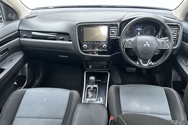 2019 Mitsubishi Outlander ES ZL thumb-19