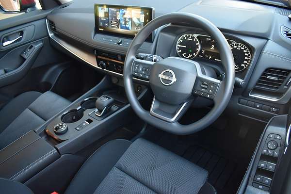 2026 Nissan X-TRAIL ST T33