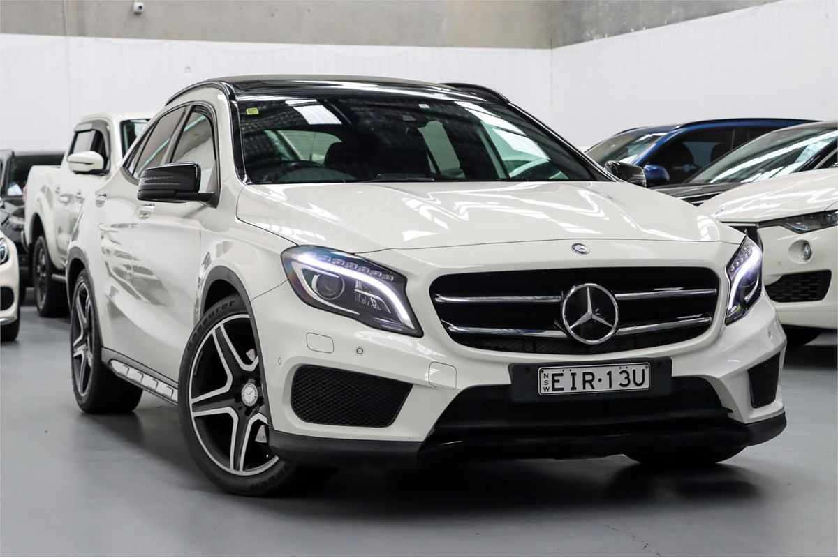2015 Mercedes-Benz GLA-Class GLA250 X156