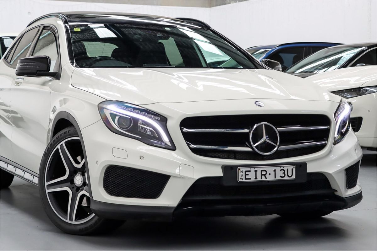 2015 Mercedes-Benz GLA-Class GLA250 X156