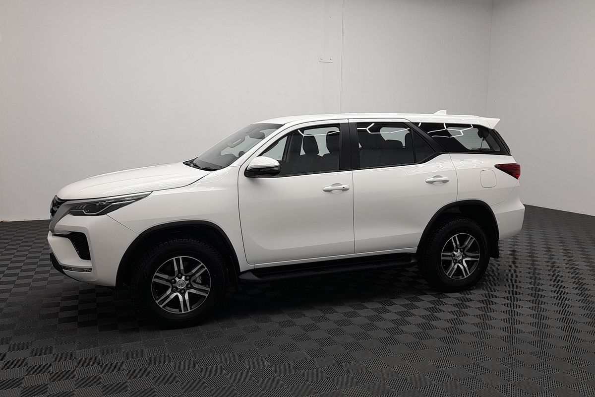 2023 Toyota Fortuner GX GUN156R