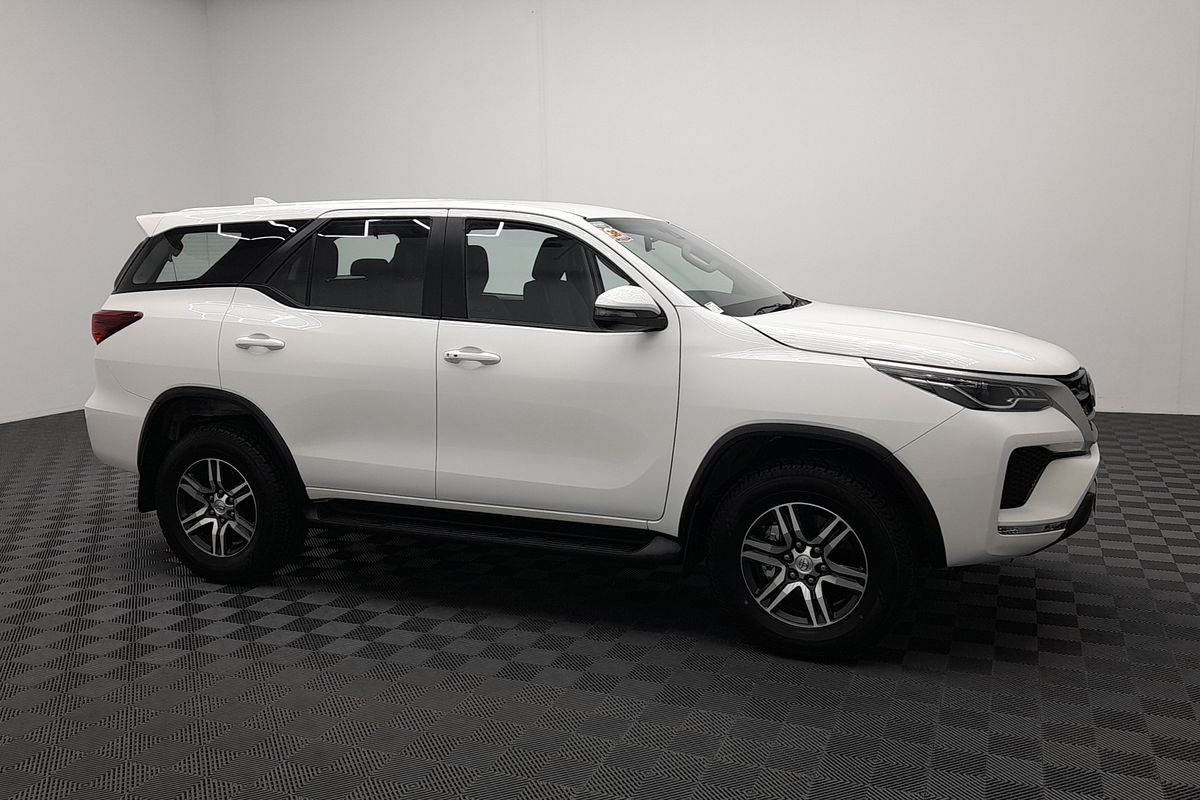2023 Toyota Fortuner GX GUN156R