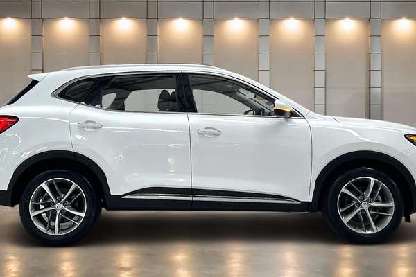 2023 MG HS Excite SAS23