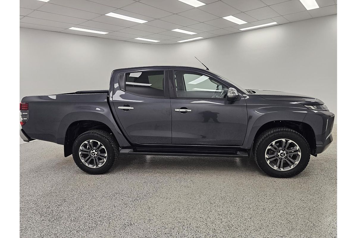 2023 Mitsubishi Triton GLS MR 4X4