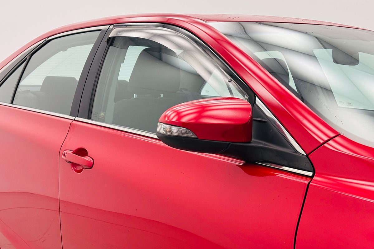 2015 TOYOTA CAMRY ALTISE AUTO 4D SEDAN 4CYL