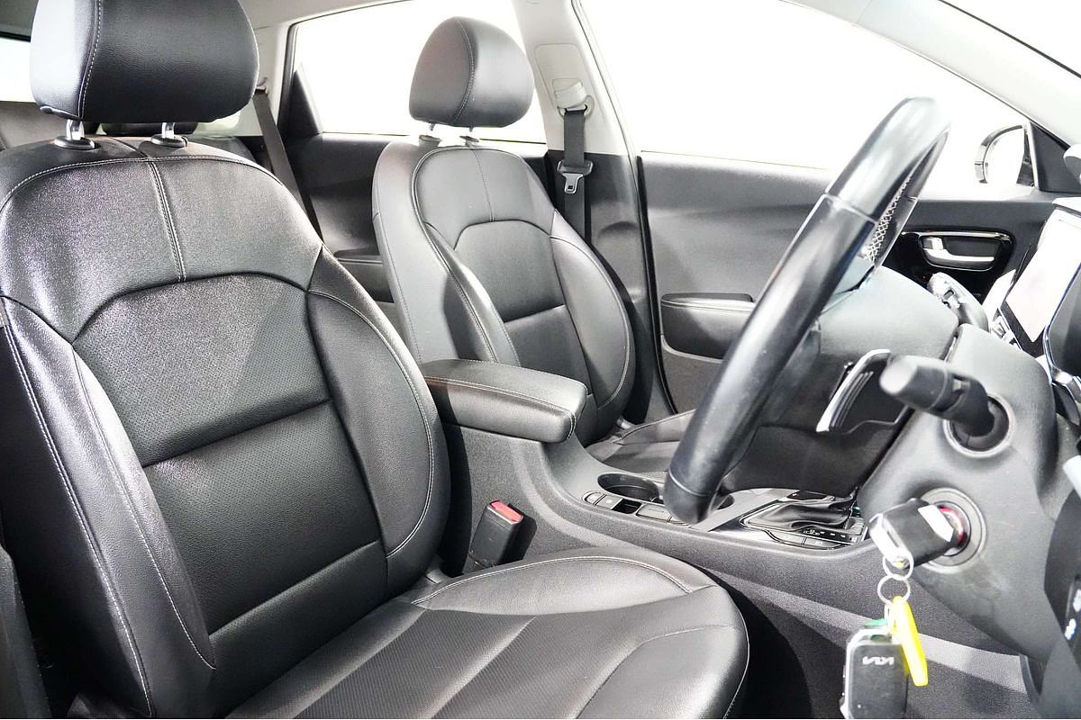 2021 Kia Niro Hybrid Sport DE