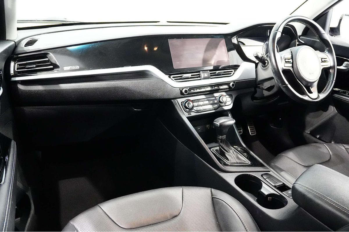 2021 Kia Niro Hybrid Sport DE