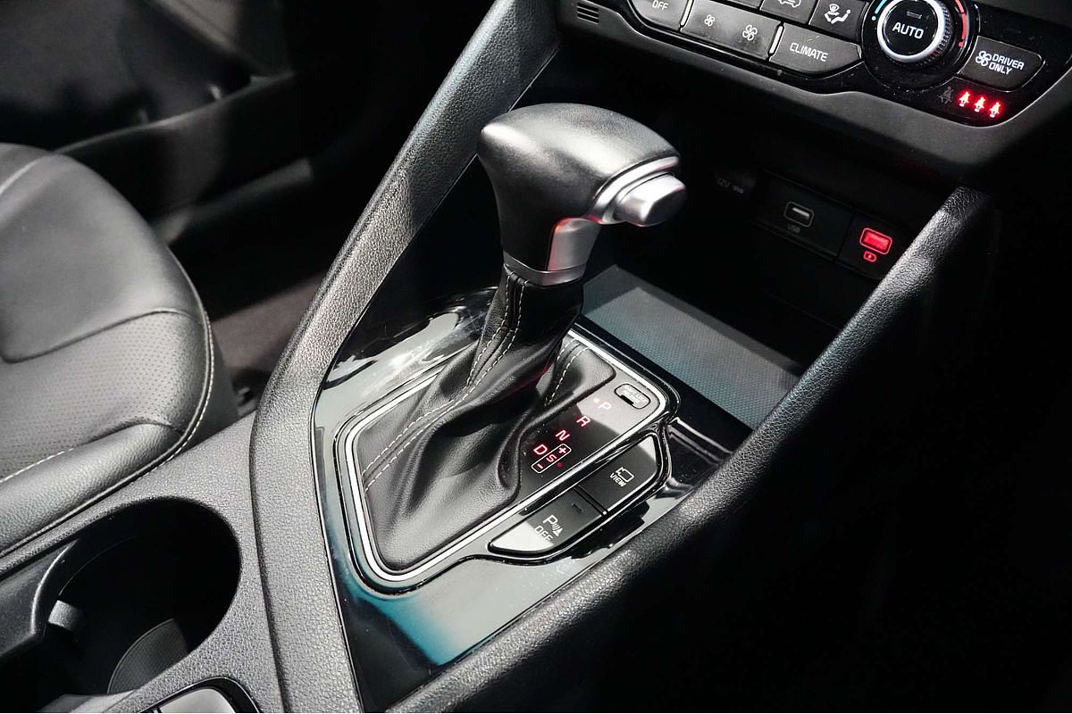 2021 Kia Niro Hybrid Sport DE